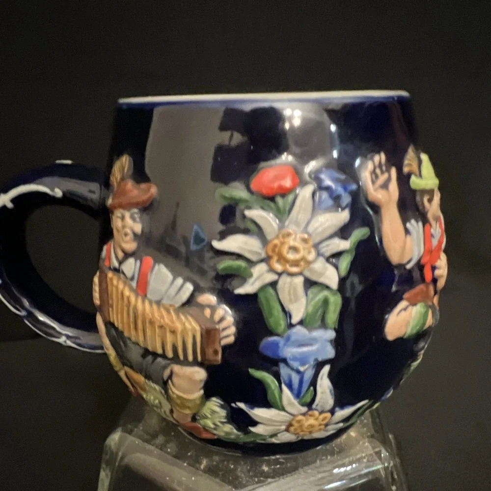 Reinhold Merkelbach 3813 Tyrolean Dancers 0.5L Beer Stein Mug